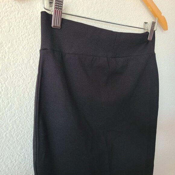 Fabletics US Women's Size S Leslie Pencil Skirt Black Stretch Knee Length NEW - Picture 5 of 11